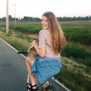 Meet your Posher, Emily